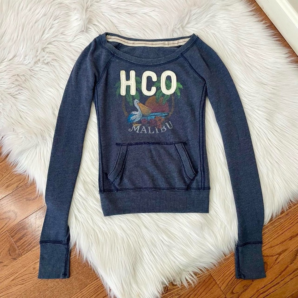 Vintage Y2K logo sweatshirt by Hollister